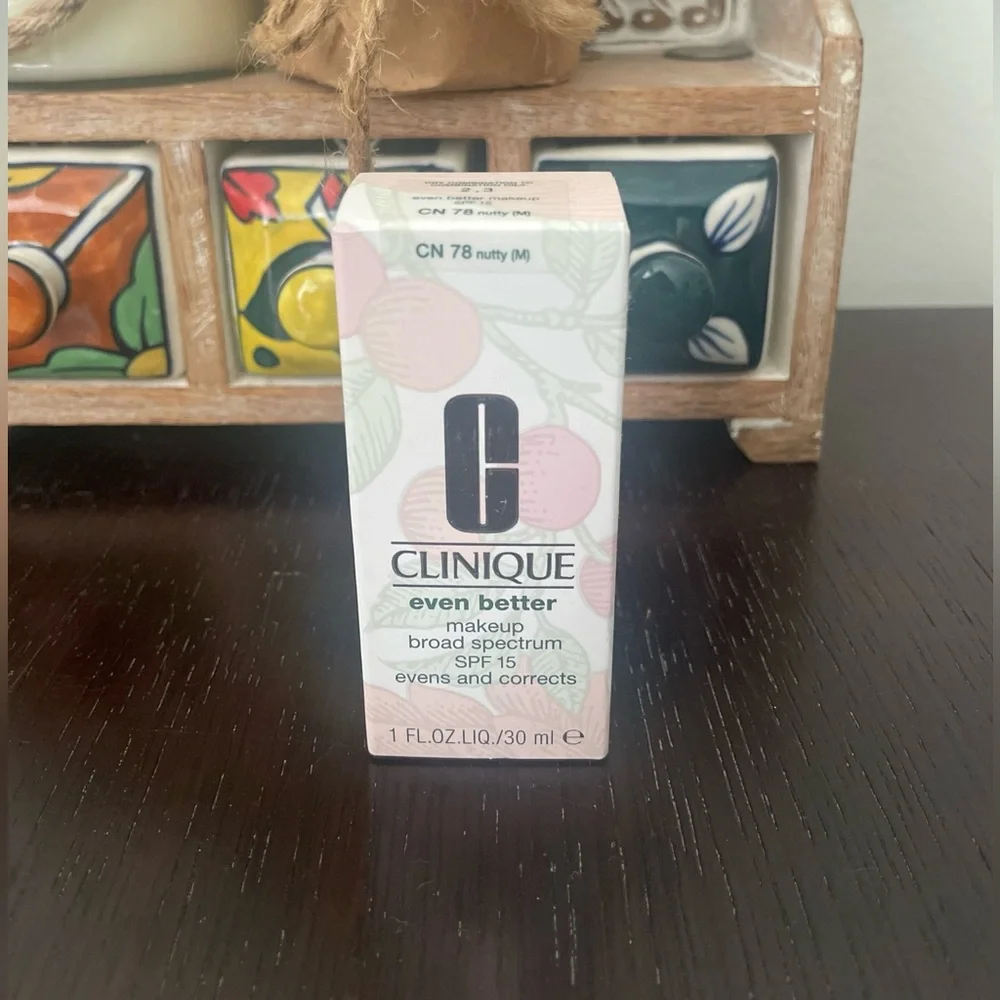 Clinique Even Better Makeup SPF 15 Evens & Corrects - 78 Nutty M New